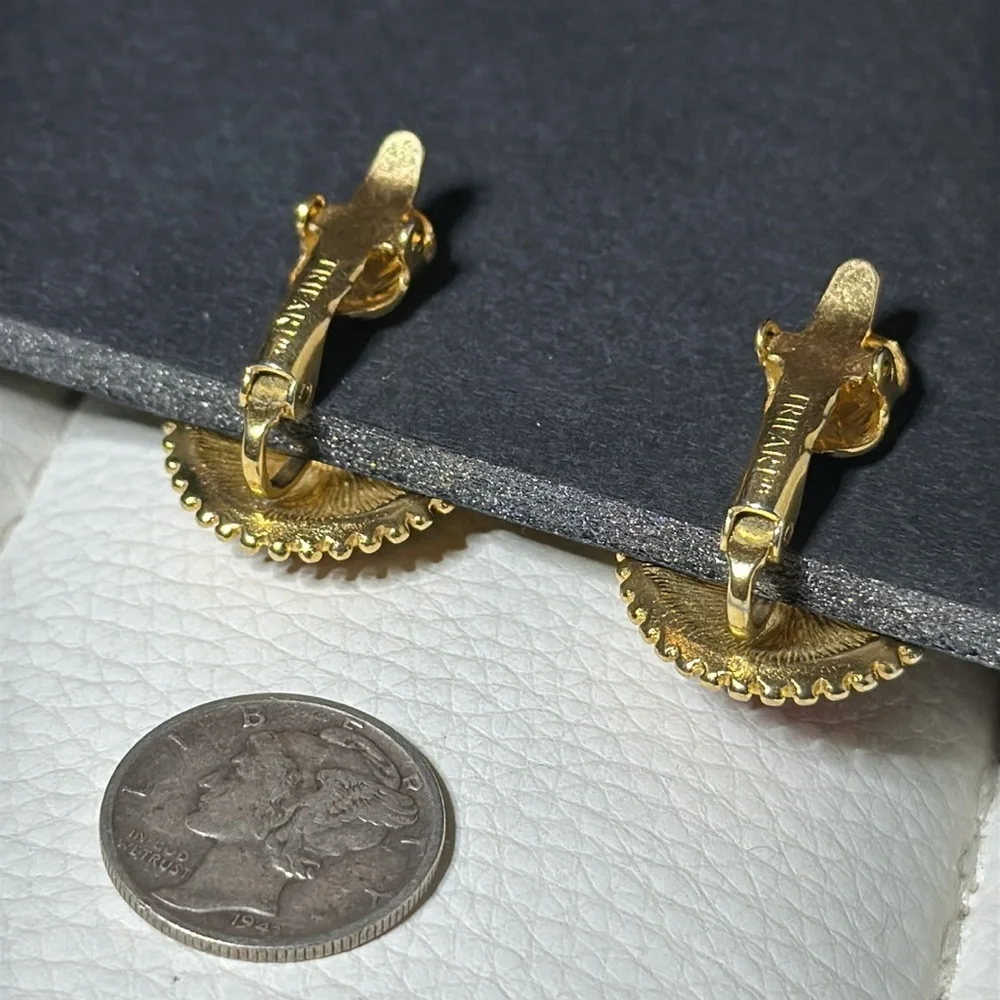 TRIFARI • Vintage Red Enamel & Gold Clip-on Signed Estate Earrings | GVC